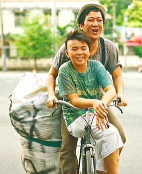 “Sơn đẹp trai”  đúng chất hài nhảm