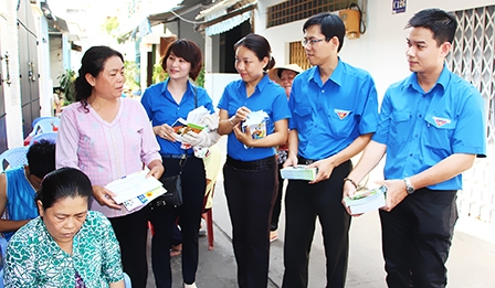 “Tiết kiệm năng lượng - 
Ứng phó biến đổi khí hậu”