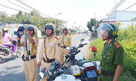 Tăng cường tuần tra, kiểm soát kiềm chế tai nạn giao thông