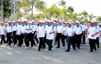 Thới Lai khởi động Ngày chạy Olympic năm 2015