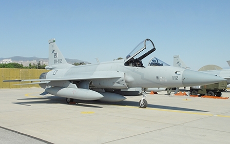 Trung Quốc xuất khẩu vũ khí 
nhiều thứ 3 thế giới