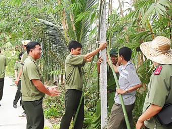 Góp sức xây dựng tuyến đường kiểu mẫu