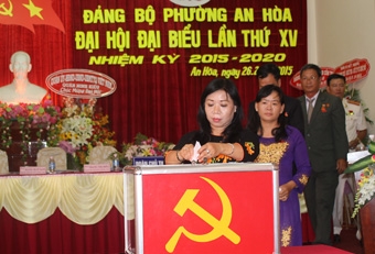 Nhiều tổ chức cơ sở Đảng tiến hành Đại hội nhiệm kỳ 2015-2020