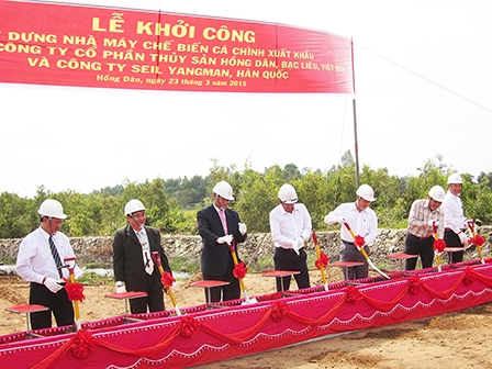 Khởi công xây xựng nhà máy cá chình xuất khẩu