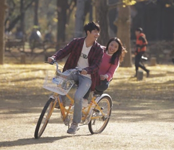 “Tuổi thanh xuân” gần gũi giới trẻ