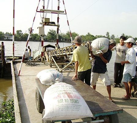 Tìm giải pháp đẩy mạnh xuất khẩu