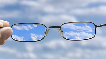 Phát triển loại kính khắc phục chứng mù màu