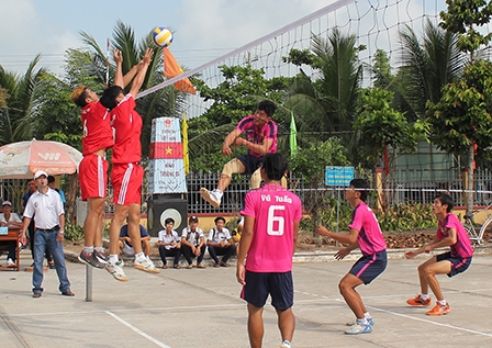 Khai mạc Giải vô địch bóng chuyền TP Cần Thơ năm 2015