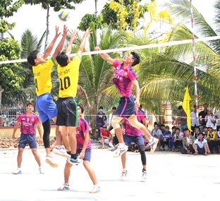 Bất ngờ từ Giải vô địch bóng chuyền TP Cần Thơ
