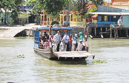 Đề cao trách nhiệm tài công bến khách ngang sông, đảm bảo an toàn giao thông