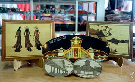 Sản phẩm lưu niệm và quà tặng du lịch Cần Thơ chưa có bản sắc