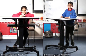 Học sinh tập trung bài vở nhiều hơn khi đứng học