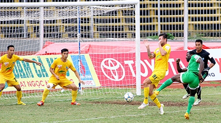 Hàng công XSKT Cần Thơ vẫn chưa "sắc"