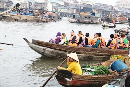 Tạo điểm nhấn cho đô thị vùng sông nước
