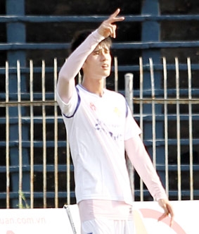 Đinh Tiến Thành với niềm vui nhân đôi