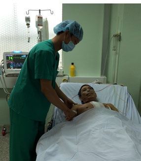 Phẫu thuật mổ tim hở cho 5 bệnh nhân, một người bị u nhầy nhĩ trái