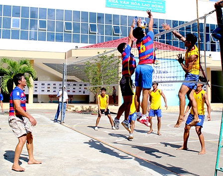 Sôi nổi Hội thao trong CNVCLÐ các khu chế xuất 
và công nghiệp Cần Thơ năm 2015