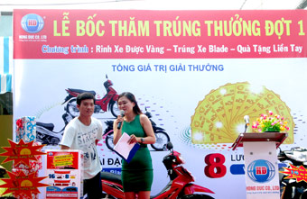 9 khách hàng may mắn trúng xe, trúng vàng tại Honda Hồng Đức