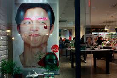 Nở rộ trào lưu làm đẹp
ở đàn ông Hàn Quốc