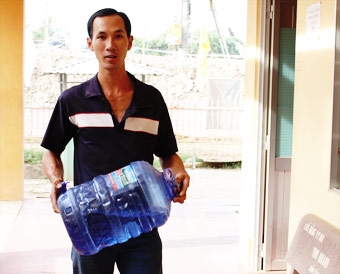 HĂNG HÁI XUNG PHONG,
 XÂY DỰNG CHÍ TIẾN THỦ