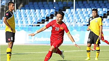 Mưa bàn thắng trên sân Bishan 