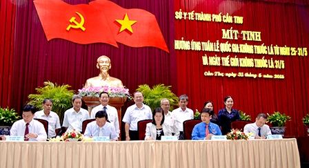 Mít tinh hưởng ứng Ngày thế giới không thuốc lá
và Tuần lễ Quốc gia không thuốc lá