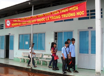Mỗi năm, mất hơn 45.000 tỉ đồng do khói thuốc lá