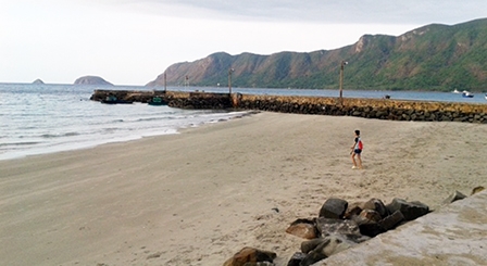 Vàng trong cát và nhà tù Côn Đảo!