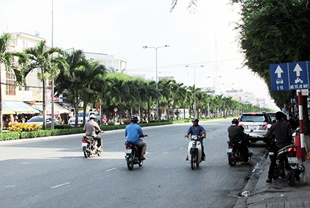 Mỗi người dân cần chấp hành nghiêm Luật Giao thông đường bộ