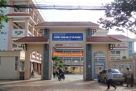 Nhiều công trình, phần việc thi đua 
chào mừng Đại hội Đảng các cấp