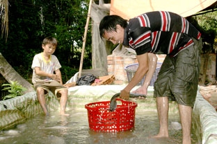 LÀM GIÀU TỪ NGHỀ ƯƠNG GIỐNG CÁ THÁT LÁT CƯỜM