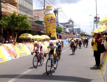 13 đội tham dự giải đua xe đạp nữ Cúp truyền hình An Giang  lần thứ 16