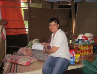 TRAO TIỀN TỪ THIỆN