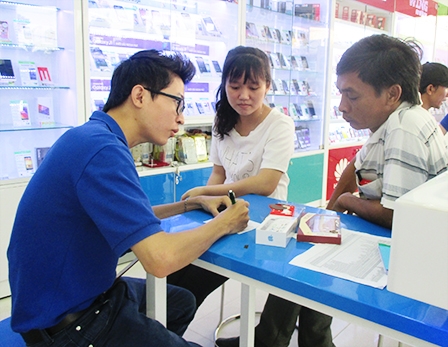 Nhiều lựa chọn với điện thoại thông minh, máy tính bảng