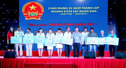 Chương trình nghệ thuật gây quỹ từ thiện “Nghĩa tình miền Tây”