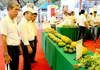 Nâng cao giá trị hàng nông sản