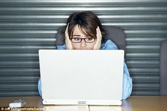 Làm việc quá giờ tăng nguy cơ đột quị