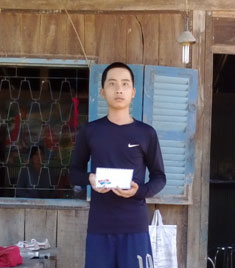 TRAO TIỀN TỪ THIỆN