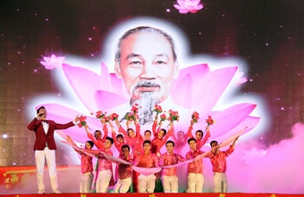Nhiều chương trình nghệ thuật ý nghĩa mừng Quốc khánh