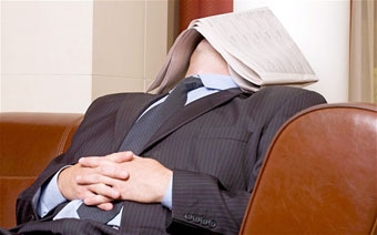 Ngủ trưa giúp hạ huyết áp và ngăn ngừa nhồi máu cơ tim