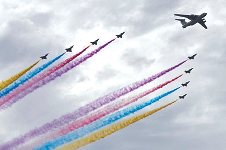 Trung Quốc dùng khỉ, chim ưng bảo vệ an toàn lễ duyệt binh