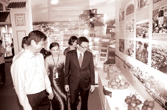 Khu Triển lãm của TP Cần Thơ
tại Triển lãm thành tựu kinh tế-xã hội năm 2015 được khen thưởng