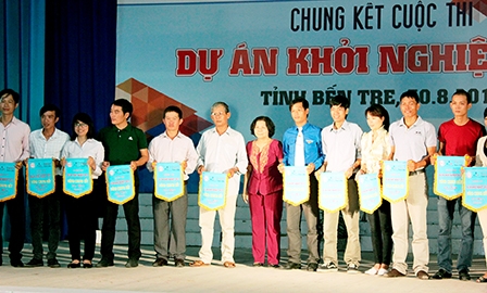 Thanh niên nông thôn với ước mơ làm giàu chính đáng