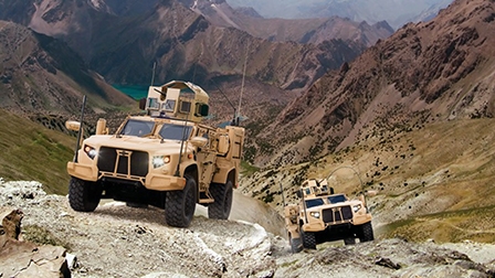 JLTV thay thế “siêu chiến binh” Humvee