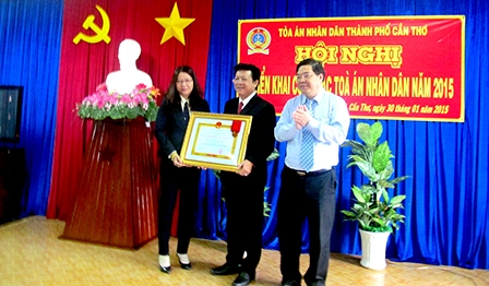 Tòa án nhân dân Cần Thơ - 40 năm 
xây dựng và trưởng thành