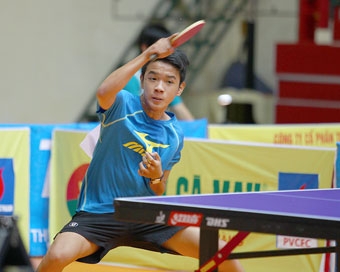 Bất ngờ và... chờ