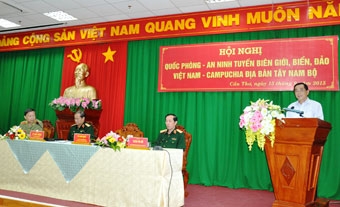 THỰC HIỆN NHIỀU GIẢI PHÁP BẢO ĐẢM QUỐC PHÒNG  AN NINH TRÊN TUYẾN BIÊN GIỚI, BIỂN ĐẢO VIỆT NAM  CAMPUCHIA ĐỊA BÀN TÂY NAM BỘ