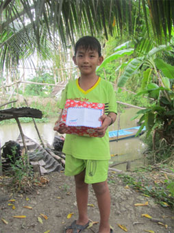 TRAO TIỀN TỪ THIỆN