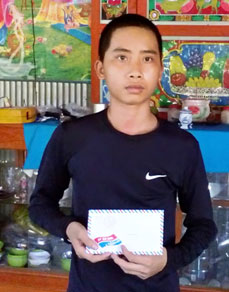 TRAO TIỀN TỪ THIỆN