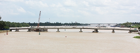 Cầu đi bộ từ Bến Ninh Kiều qua cồn Cái Khế 

tiến độ đạt 85%